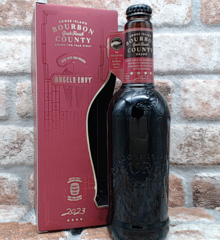 Goose Island Bourbon County Angel's Envy 2023 Stout - 47.3 CL (1 pint) - Gerijptebieren.nl